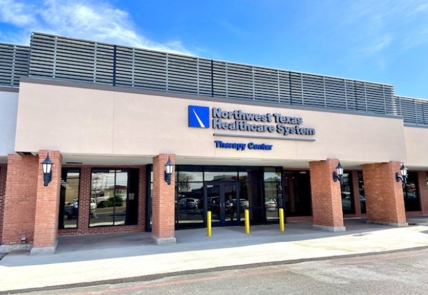 El Sistema de Salud del Noroeste de Texas Expande los Servicios en el Nuevo Centro de Terapia